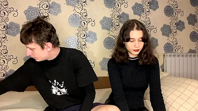 baby lesi online show from 11, 11, 2025