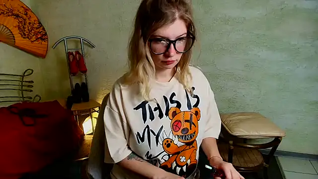 Snapshot of faiirylight chatting on 9, 6, 2026 faiirylight online show from 9, 6, 2026