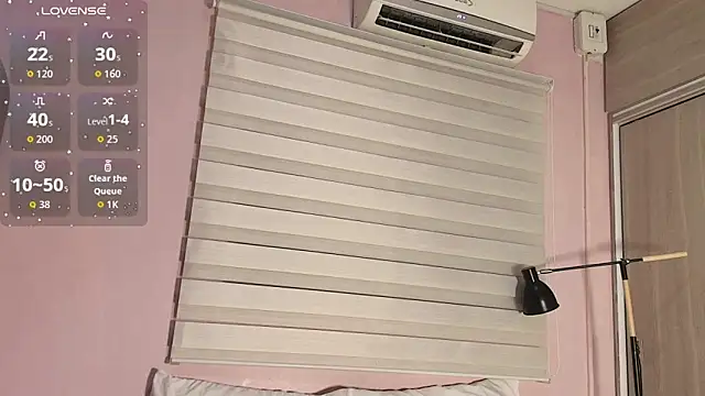 emily sweett24 online show from 8, 10, 2025