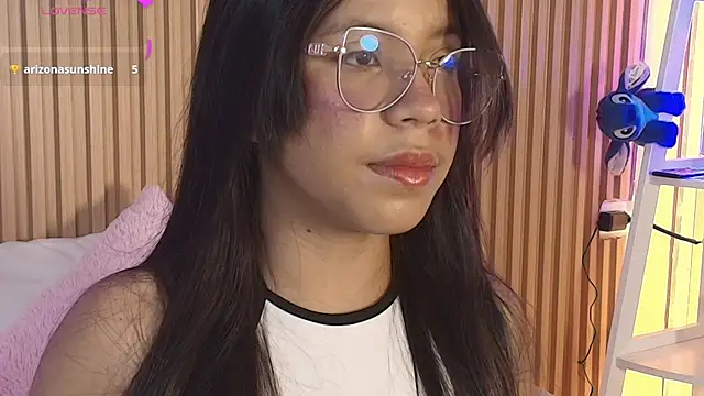 Snapshot of emily_sweett24 chatting on 28, 2, 2026 emily sweett24 online show from 28, 2, 2026