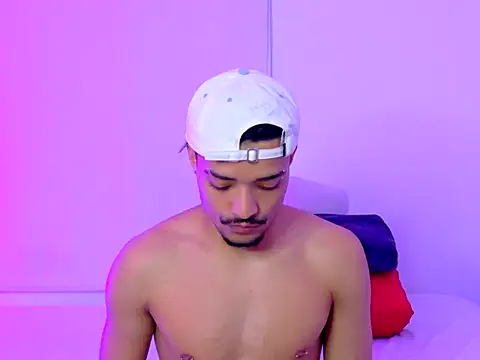 eross chipre  online show from 20, 11, 2025