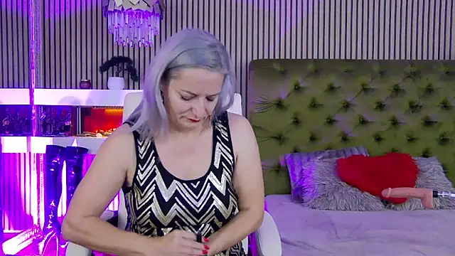 LadyTouch online show from 6, 10, 2025