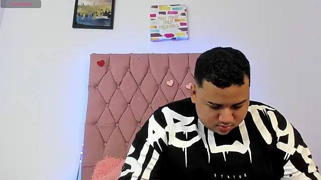 MICHAEL AND SHARON online show from 2, 11, 2025