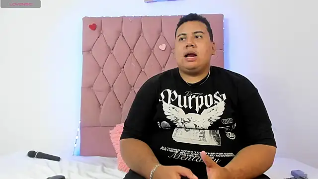 MICHAEL AND SHARON online show from 17, 10, 2025