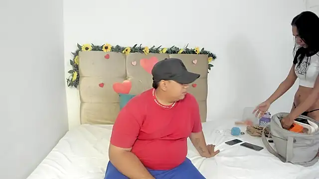 MICHAEL AND SHARON online show from 27, 2, 2025