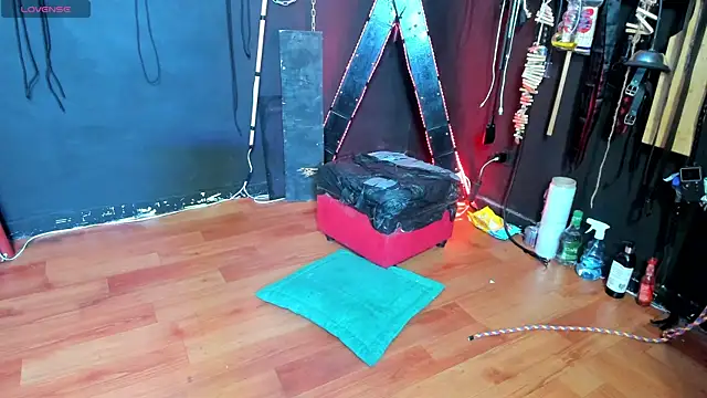 BDSM SUBMISSION3 online show from 6, 11, 2025