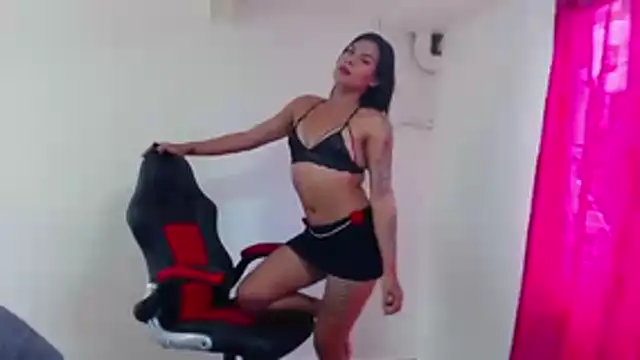 jennifersinza online show from 7, 11, 2025