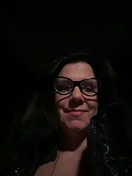 Snapshot of LadydeSade chatting on 25, 11, 2025 LadydeSade online show from 25, 11, 2025