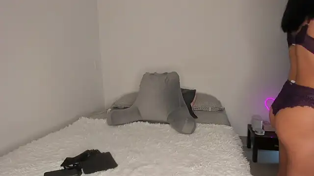  lucianapalmer online show from 9, 9, 2025