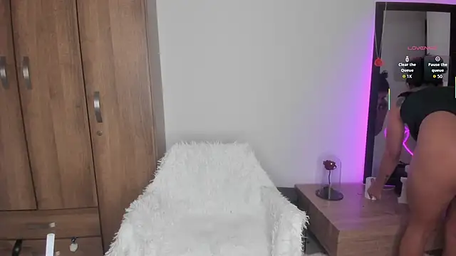  lucianapalmer online show from 7, 10, 2025