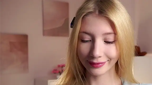 Snapshot of SunnivaCovil chatting on 30, 3, 2026 SunnivaCovil online show from 30, 3, 2026