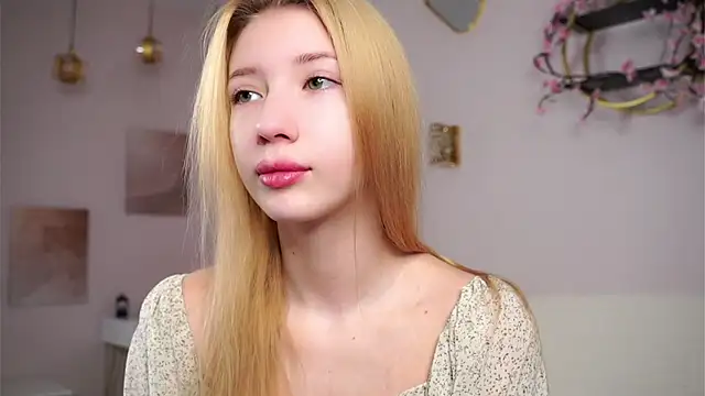 Snapshot of SunnivaCovil chatting on 1, 3, 2026 SunnivaCovil online show from 1, 3, 2026