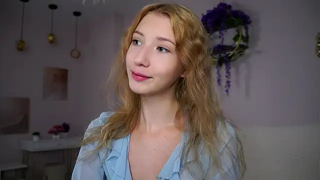 SunnivaCovil online show from 26, 10, 2025