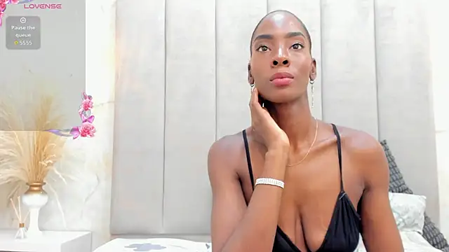 Snapshot of AnnyCampbell chatting on 5, 6, 2026 AnnyCampbell online show from 5, 6, 2026
