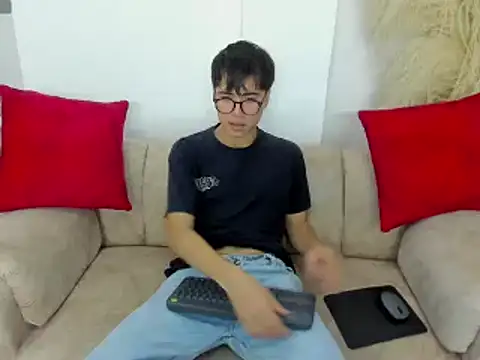 liam orion online show from 8, 3, 2025