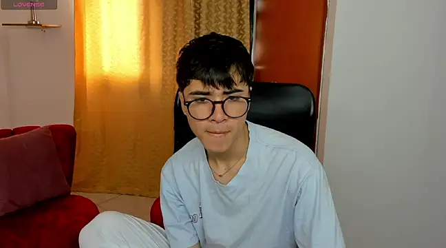 liam orion online show from 26, 2, 2025