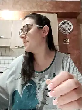 Snapshot of Dolcecurvy chatting on 6, 2, 2026 Dolcecurvy online show from 6, 2, 2026