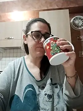 Snapshot of Dolcecurvy chatting on 4, 2, 2026 Dolcecurvy online show from 4, 2, 2026