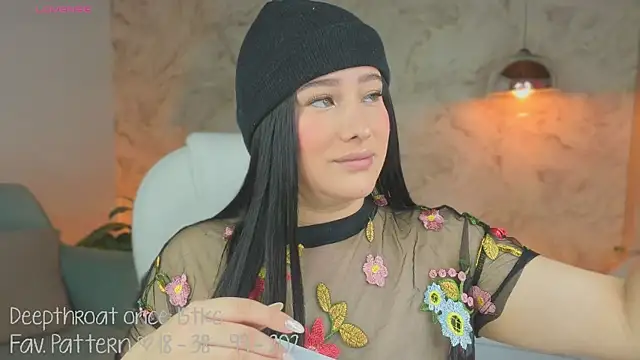 Leaa Cox online show from 7, 10, 2025