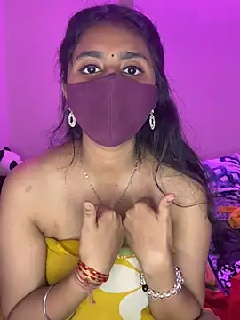 Dishasarmaa05 online show from 28, 2, 2025