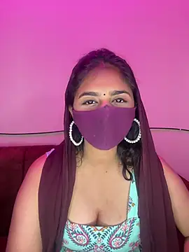 Dishasarmaa05 online show from 15, 3, 2025