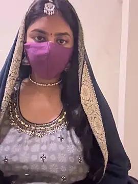 Dishasarmaa05 online show from 26, 11, 2025