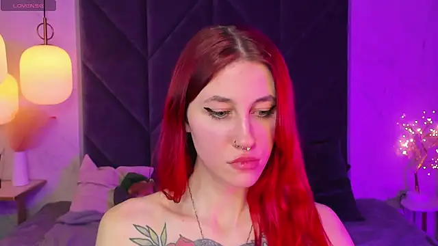 Dita Redrum online show from 25, 2, 2025