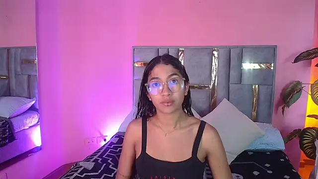 Tyla Ks online show from 22, 3, 2025