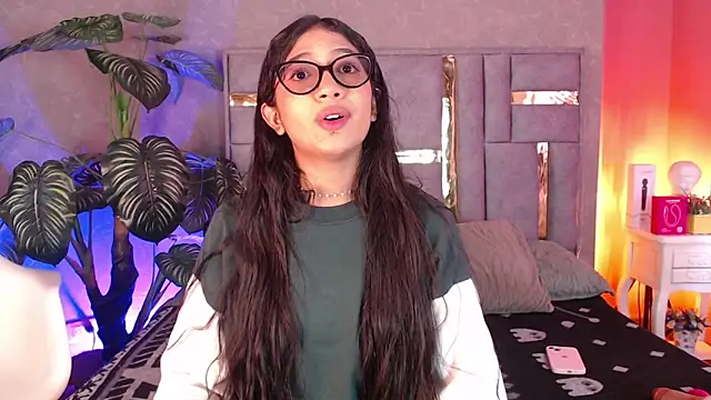 Tyla Ks online show from 13, 9, 2025