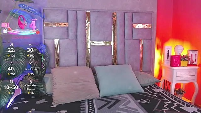 Tyla Ks online show from 2, 10, 2025