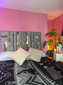 Tyla Ks online show from 20, 3, 2025