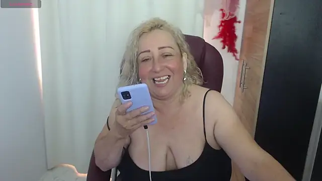 Mature 2025 online show from 19, 5, 2026