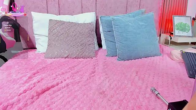 cutie sarax1 online show from 23, 11, 2025