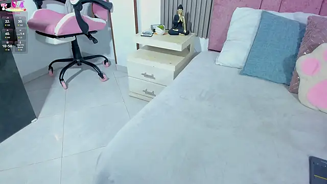 cutie sarax1 online show from 26, 11, 2025