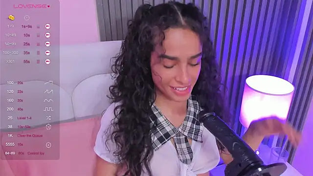 honey sofii  online show from 12, 3, 2025