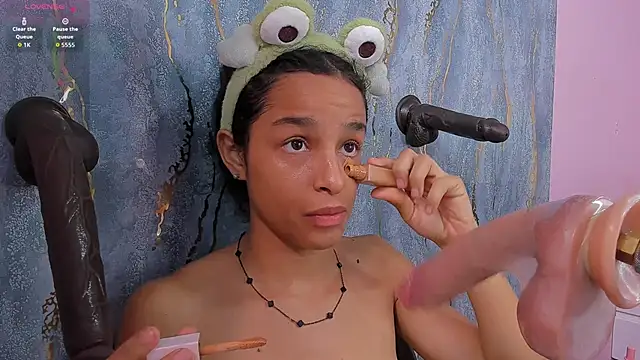 honey sofii  online show from 24, 9, 2025