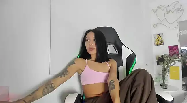 agaataa  online show from 10, 3, 2025