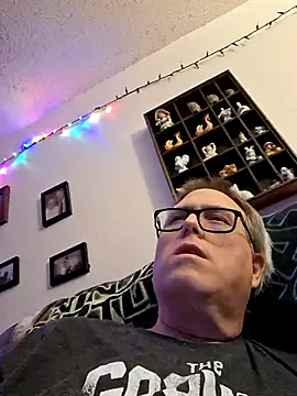 Smallone327 online show from 19, 2, 2025