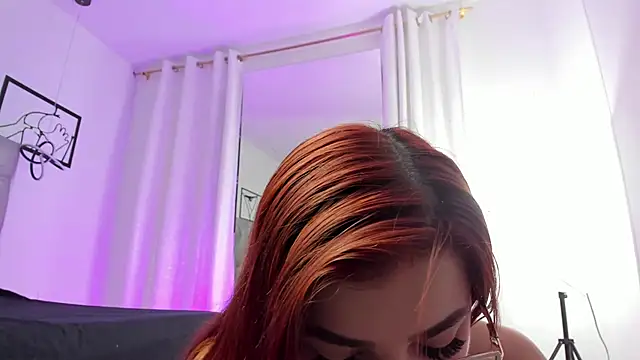 MelaniJhonson online show from 19, 11, 2025