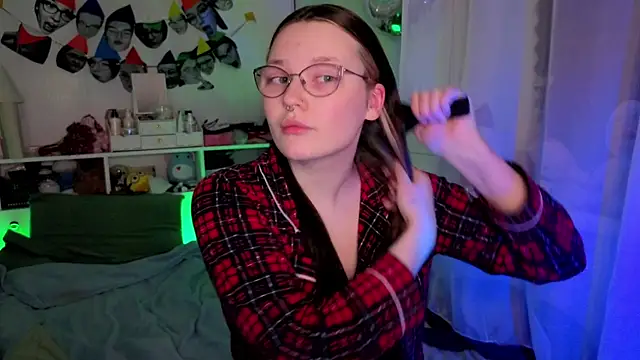 milliedoll online show from 22, 12, 2025