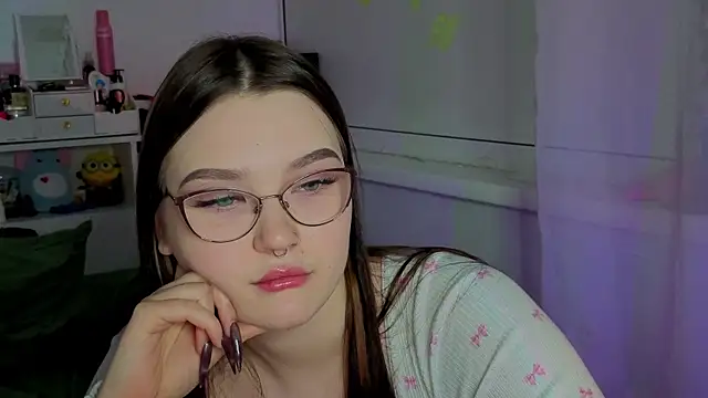 milliedoll online show from 15, 10, 2025