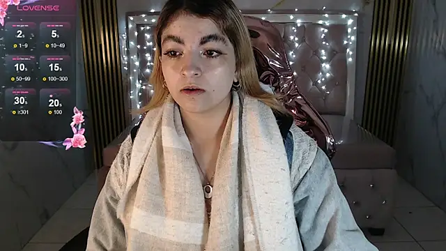 lili conor s online show from 24, 9, 2025