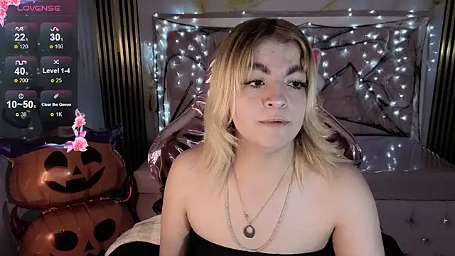 lili conor s online show from 17, 10, 2025