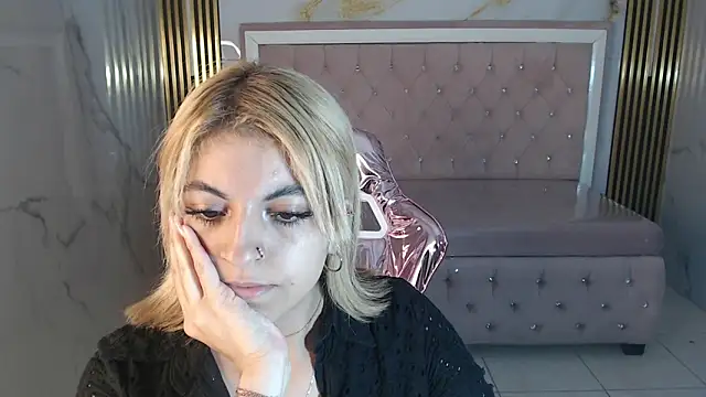 lili conor s online show from 20, 3, 2025