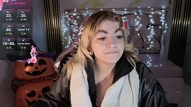 lili conor s online show from 19, 10, 2025