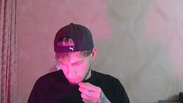 Snapshot of frama666 chatting on 19, 10, 2025 frama666 online show from 19, 10, 2025