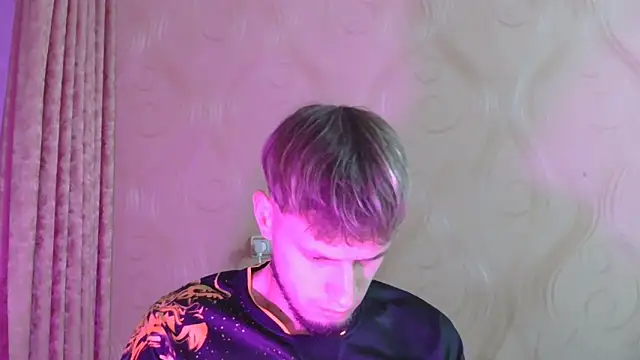 Snapshot of frama666 chatting on 25, 10, 2025 frama666 online show from 25, 10, 2025