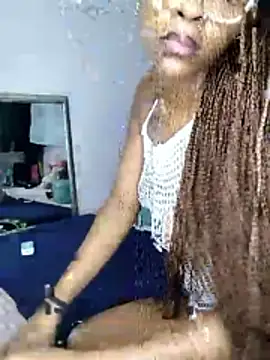 xxTatiannaxx online show from 8, 5, 2026