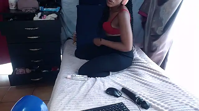 xxTatiannaxx online show from 29, 10, 2025