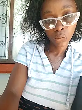 xxTatiannaxx online show from 20, 3, 2025